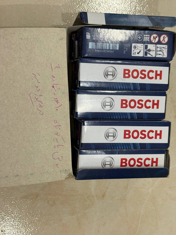شمع خودرو بوش (BOSCH _ 0242 235 666) پایه کوتاه